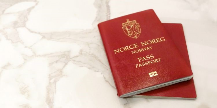 اخذ تابعیت نروژ از طریق ویزای کار